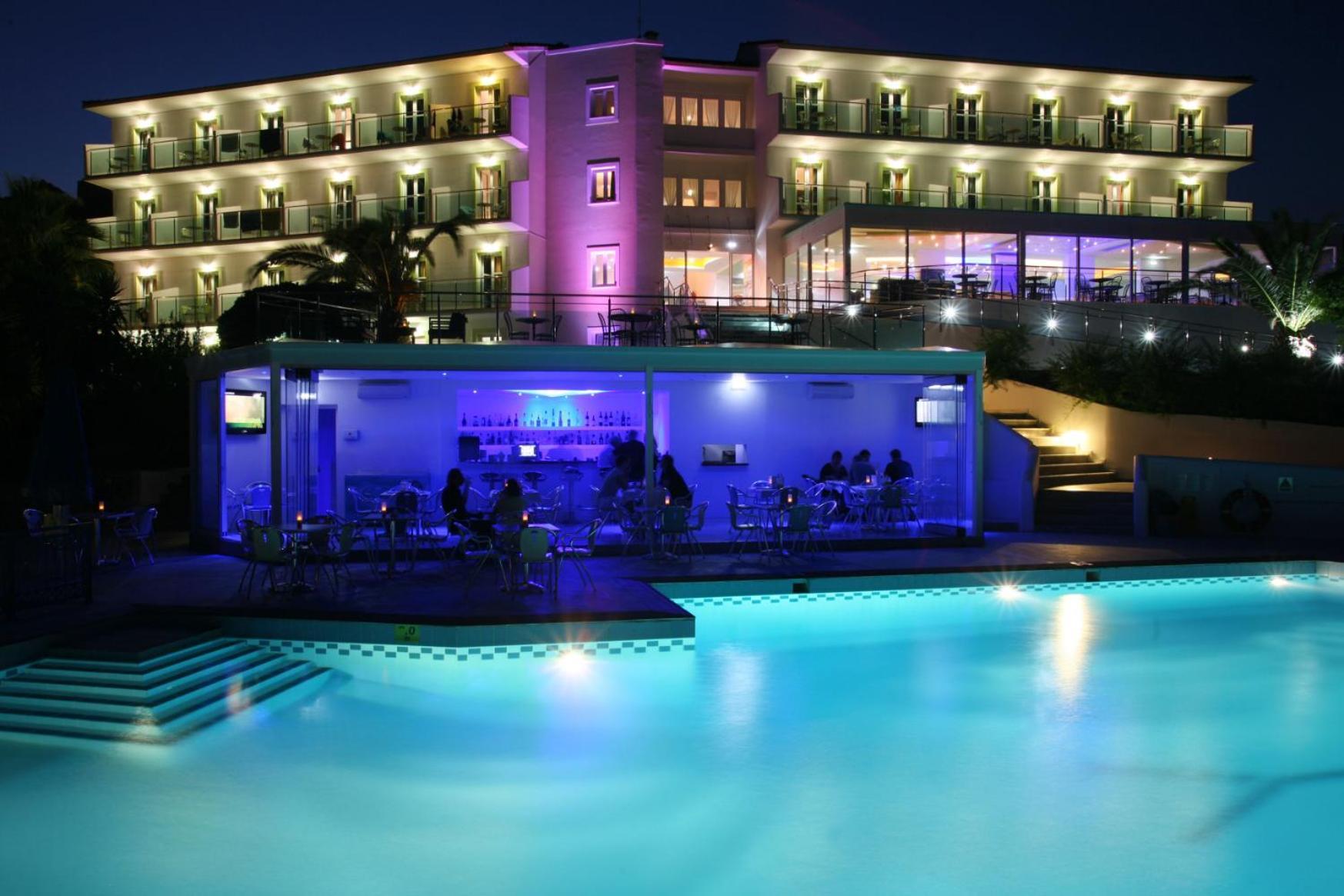Princessa Riviera Resort ปีตาโกเรโย ภายนอก รูปภาพ